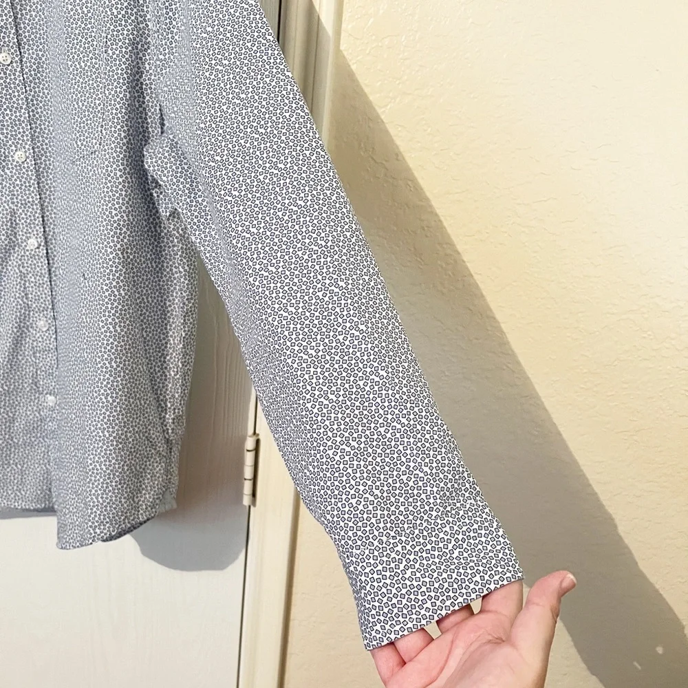 [Express] Button Down Long Sleeve Men Shirt - Picture 4 of 9